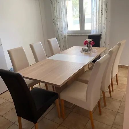 Dorina Prázdninový dům